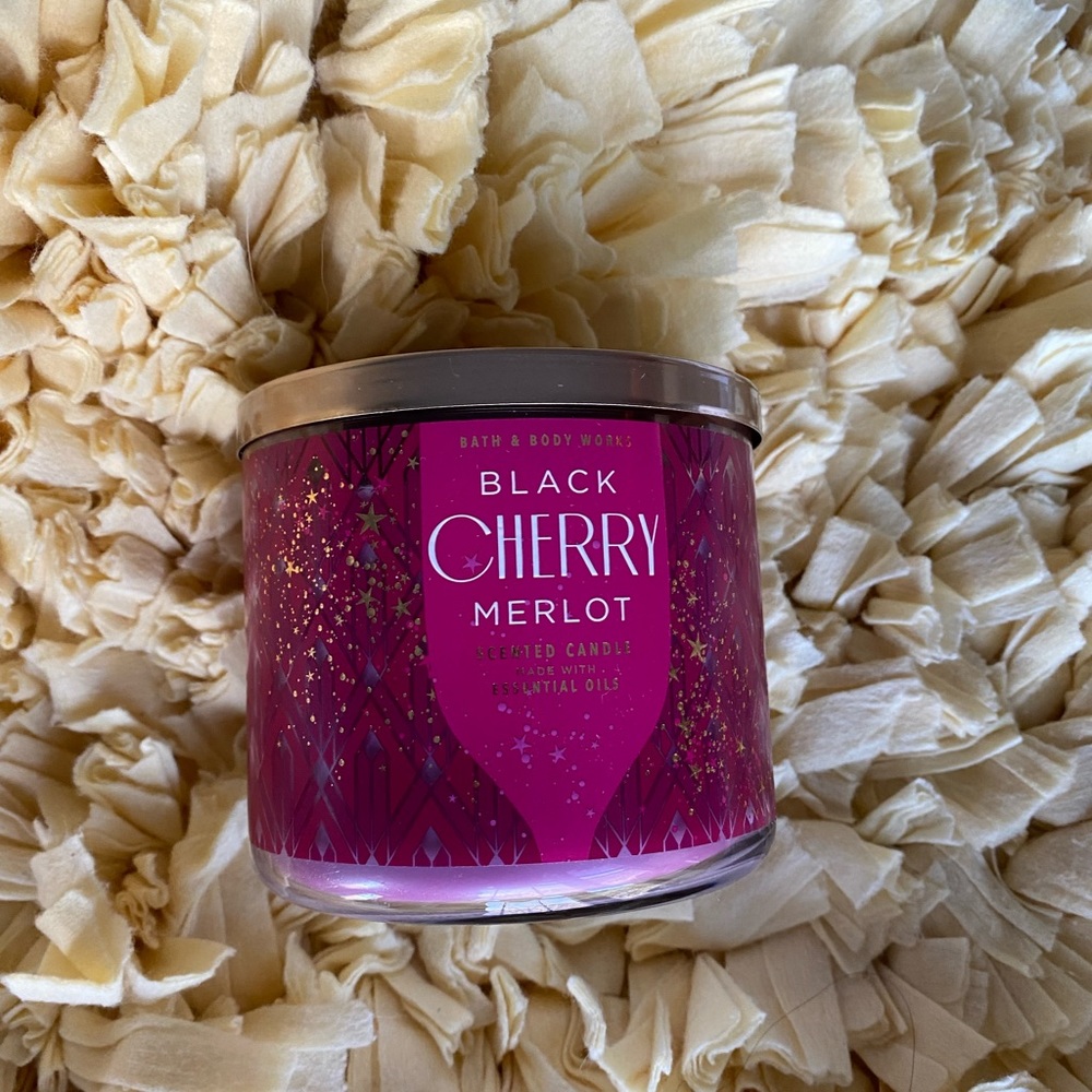 BATH AND BODY WORKS
